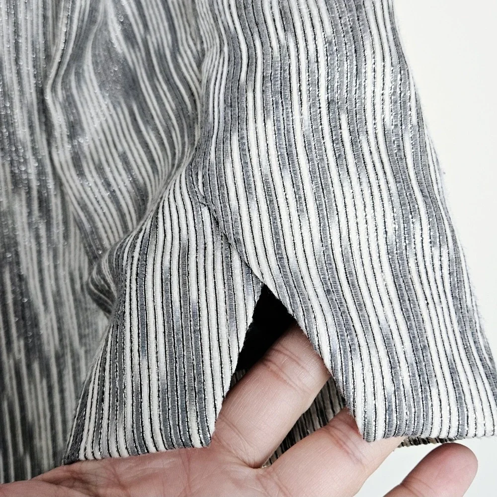 Chico's Travelers Textured Lurex Jacket Sz 0 US S 4 6 Gray‎ Metallic Silver